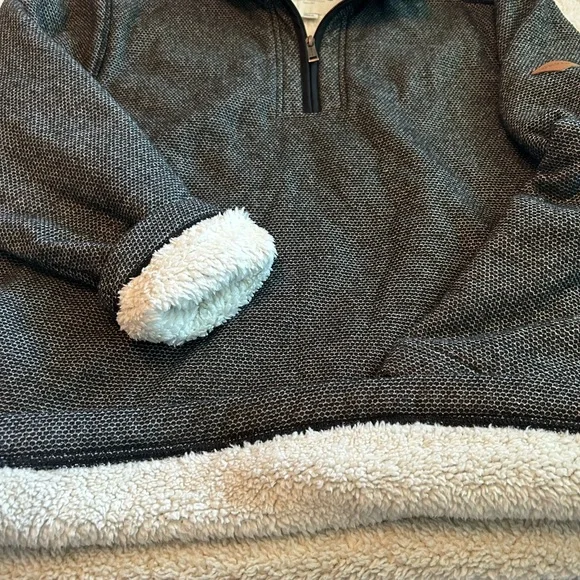 Orvis Gray and Cream Men's Sweater - Picture 6 of 7